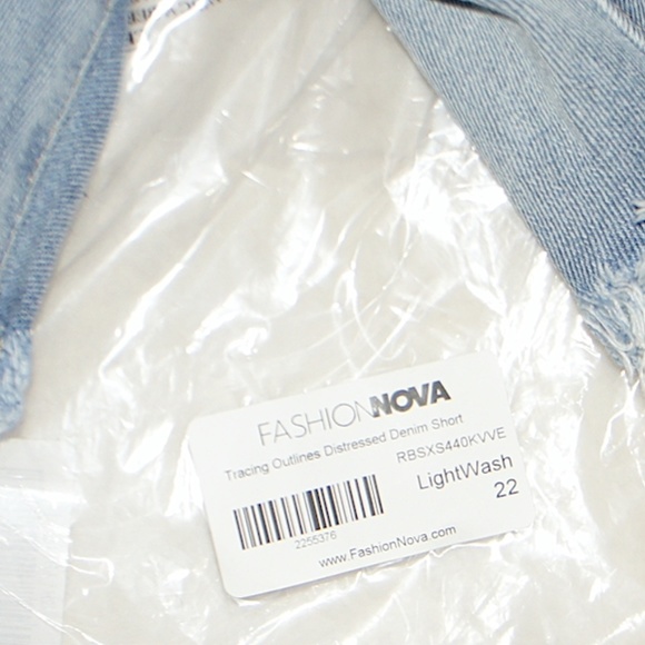 ♥️ Fashion Nova Almost Famous shorts - Picture 16 of 16